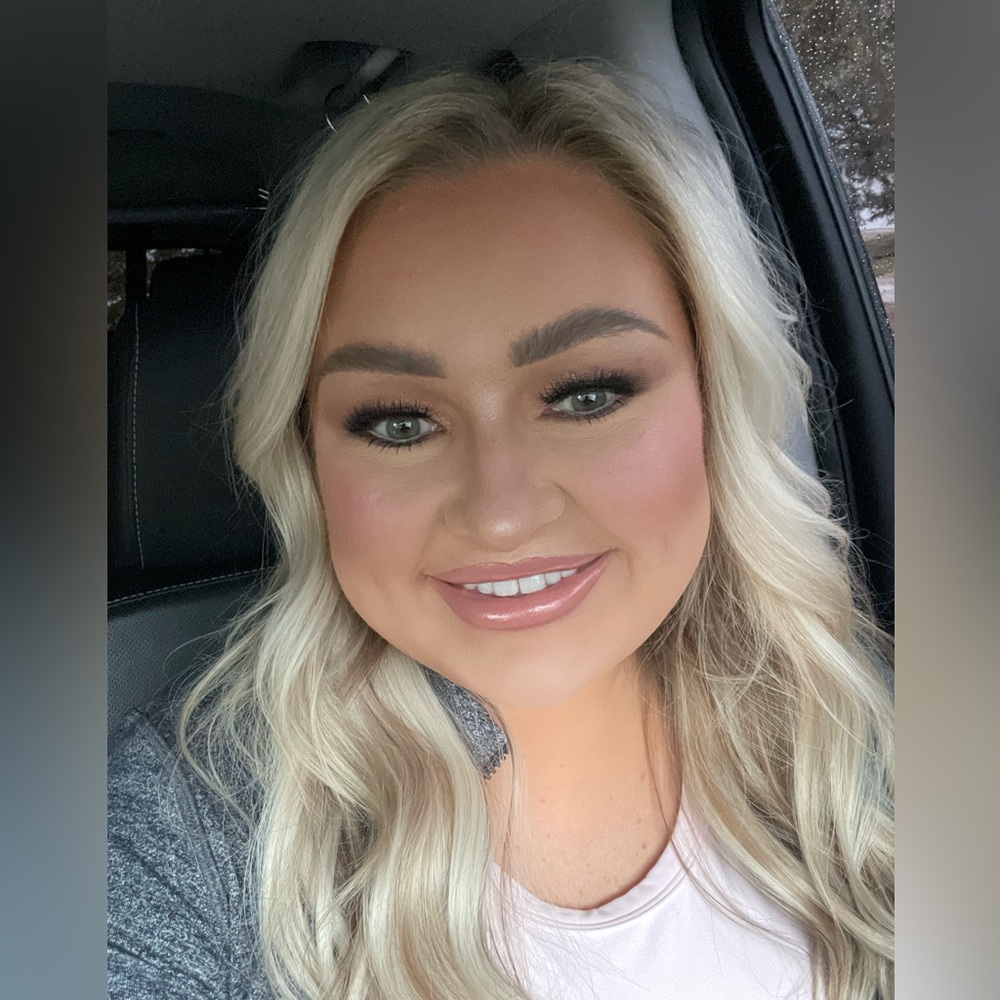 Meet your Posher, Chelsey